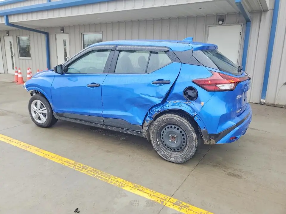 2024 NISSAN KICKS S  