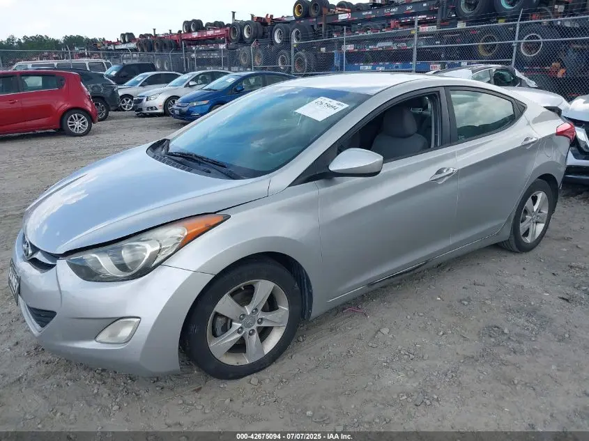 2013 HYUNDAI ELANTRA GLS