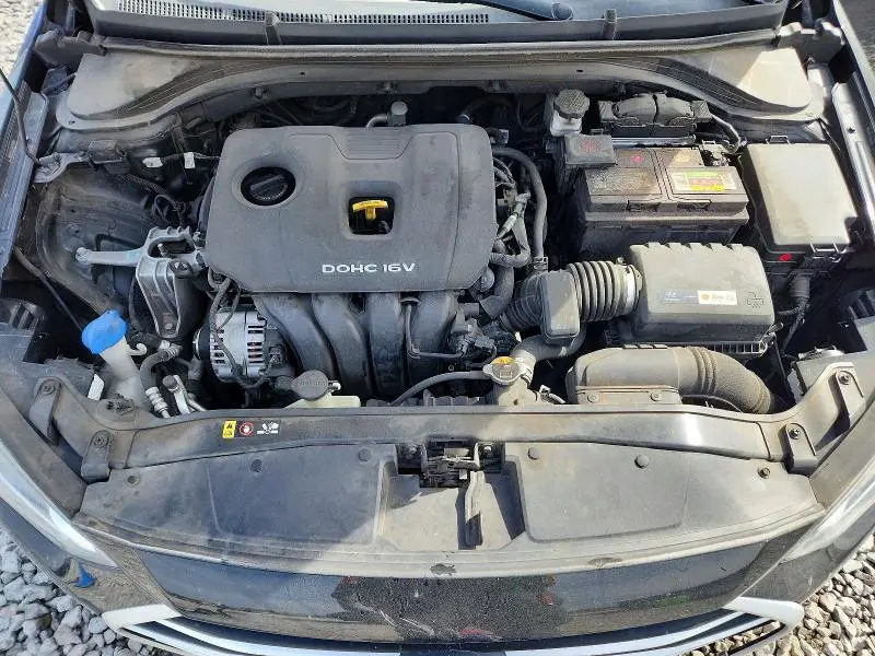 2018 HYUNDAI ELANTRA SE  