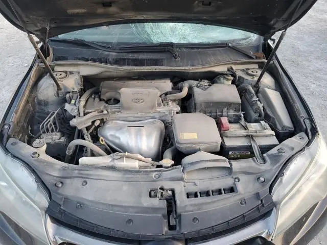 2015 TOYOTA CAMRY LE  