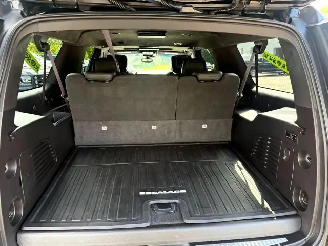 2017 CADILLAC ESCALADE ESV PLATINUM  