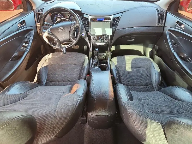 2013 HYUNDAI SONATA SE  