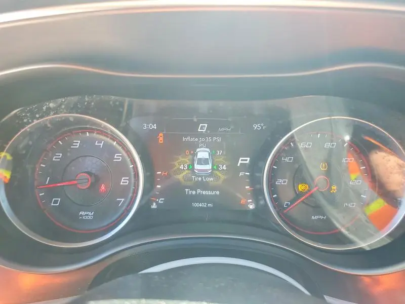 2020 DODGE CHARGER SXT  