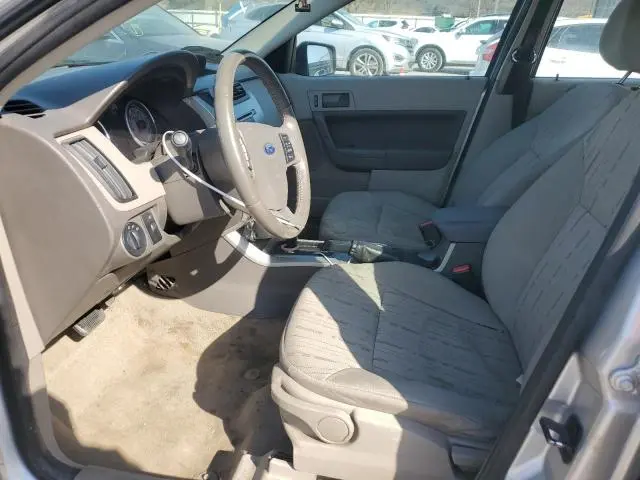 2011 FORD FOCUS SE  