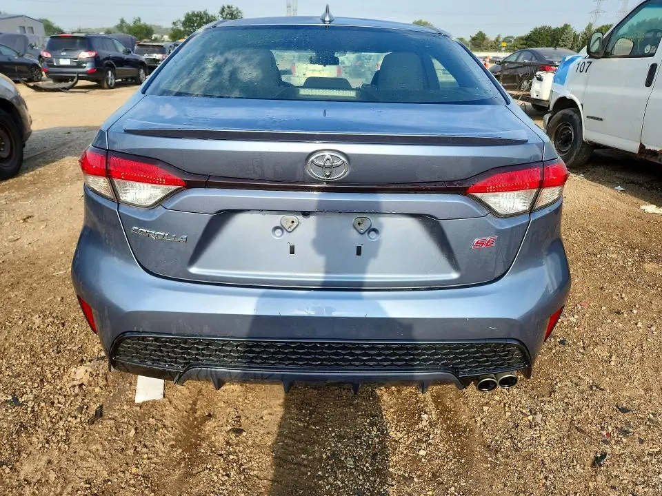 2020 TOYOTA COROLLA SE  