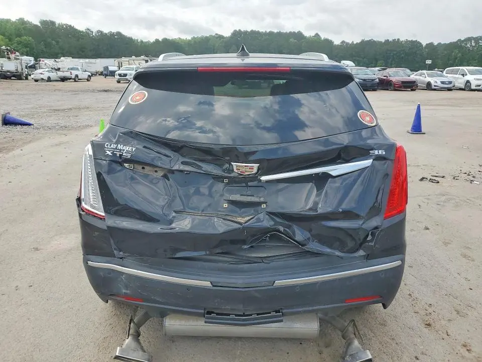 2018 CADILLAC XT5 LUXURY  