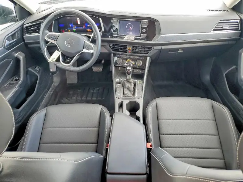 2024 VOLKSWAGEN JETTA SE  