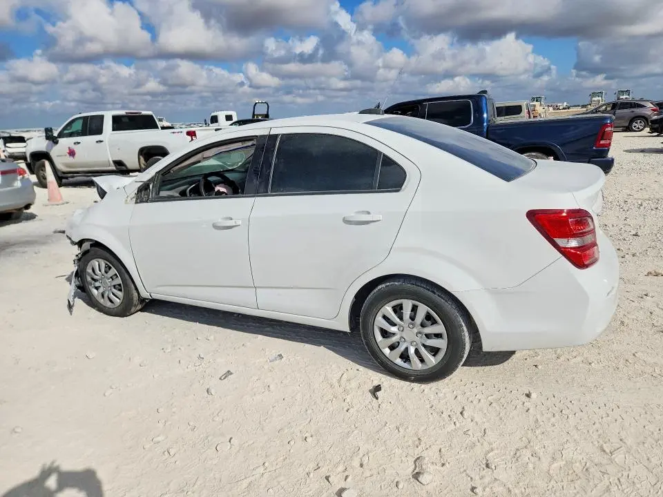 2017 CHEVROLET SONIC LS  