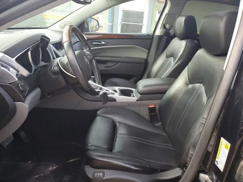 2011 CADILLAC SRX LUXURY COLLECTION  