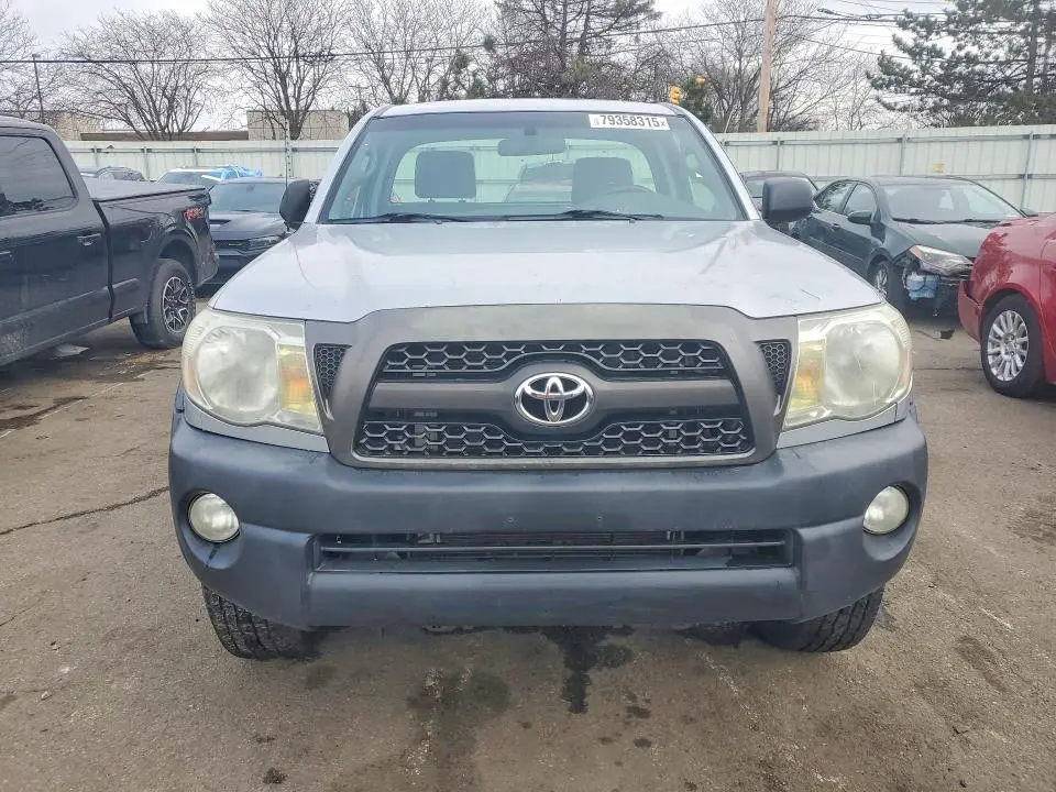 2011 TOYOTA TACOMA BASE  