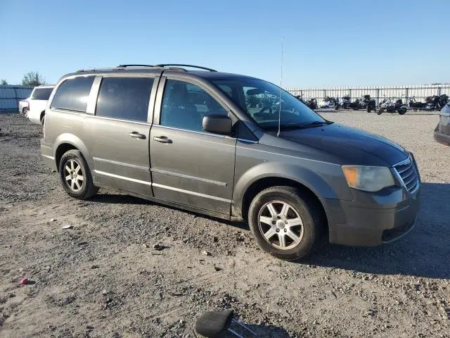2010 CHRYSLER TOWN & COUNTRY TOURING  