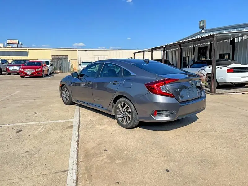 2018 HONDA CIVIC EX  