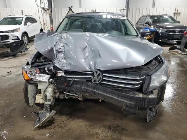 2015 VOLKSWAGEN PASSAT SE  