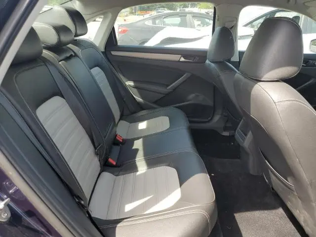 2015 VOLKSWAGEN PASSAT S  