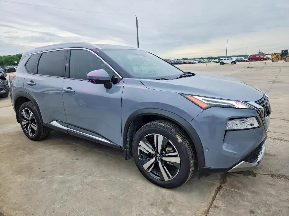 2021 NISSAN ROGUE PLATINUM  
