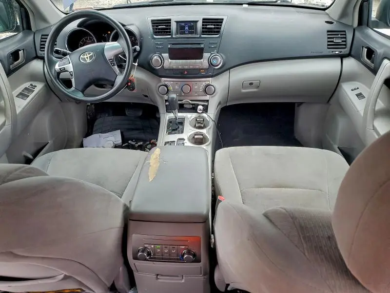 2011 TOYOTA HIGHLANDER BASE  