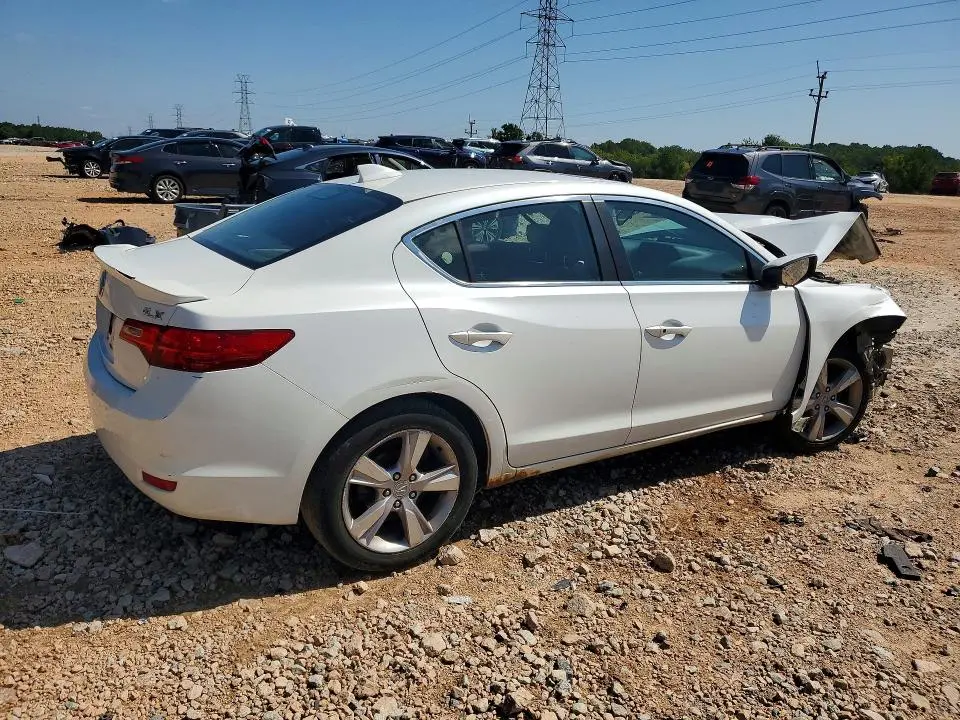 2015 ACURA ILX 20  