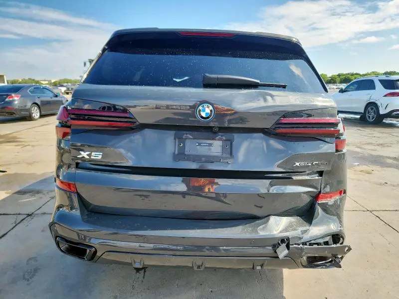 2025 BMW X5 XDRIVE50E  