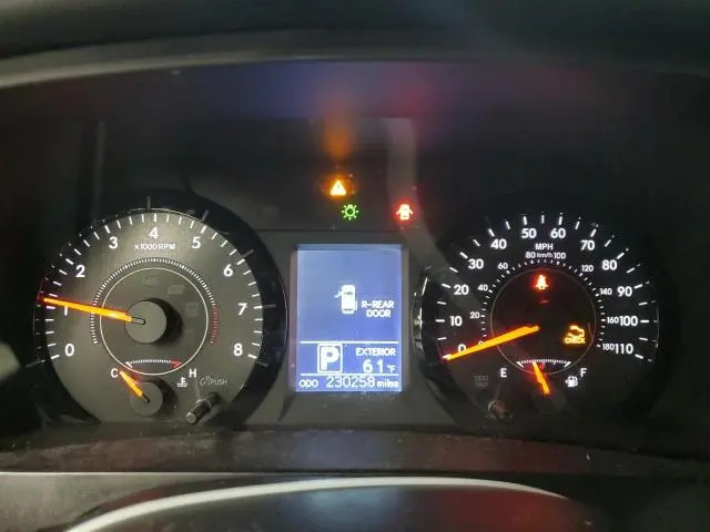 2017 TOYOTA SIENNA   