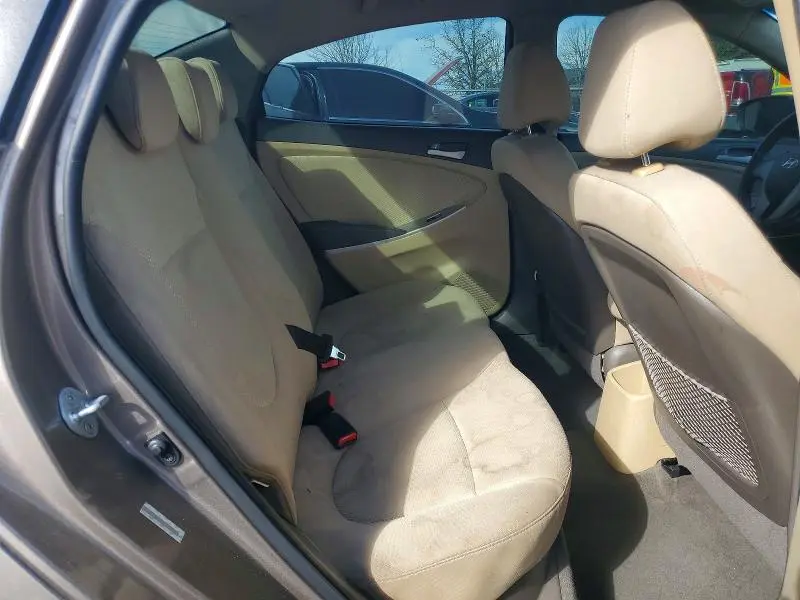 2013 HYUNDAI ACCENT GLS  