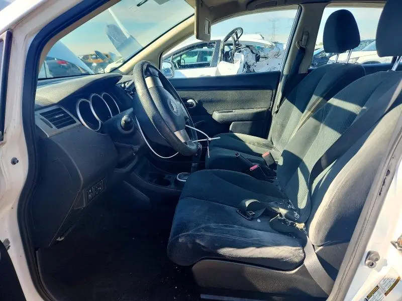 2010 NISSAN VERSA 1.8 S  