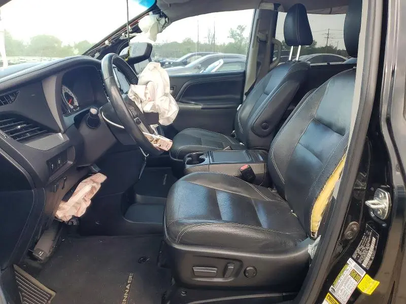 2015 TOYOTA SIENNA SPORT  