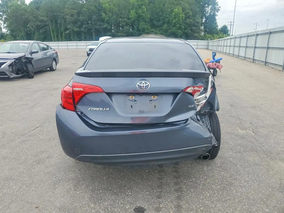 2017 TOYOTA COROLLA SE  