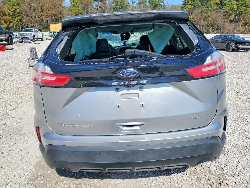 2022 FORD EDGE TITANIUM  