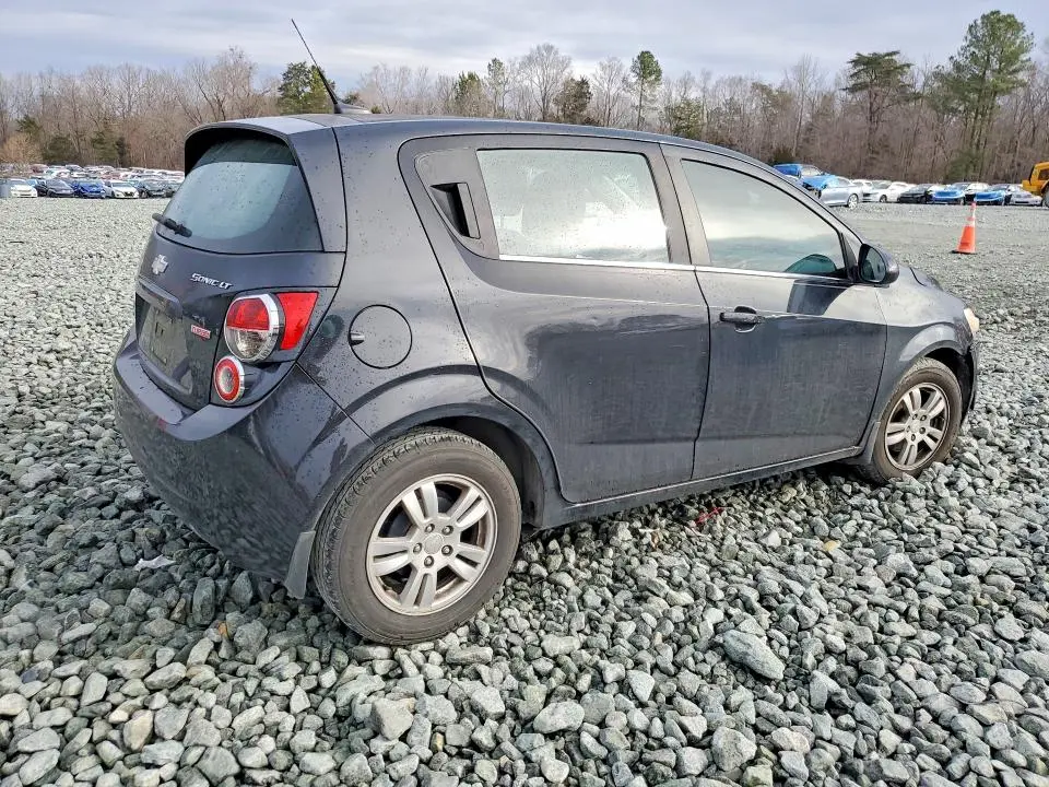 2013 CHEVROLET SONIC LT  