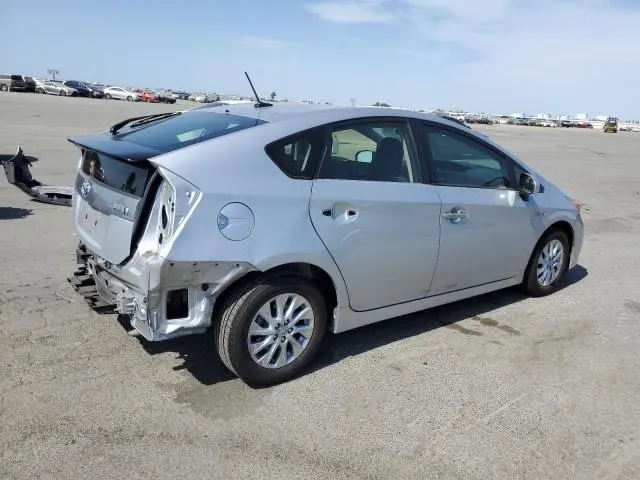 2012 TOYOTA PRIUS PLUG-IN   