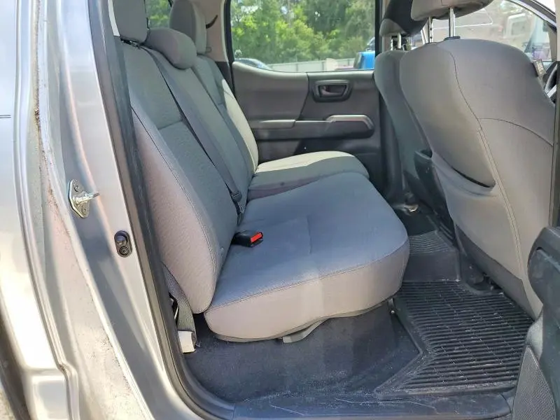 2017 TOYOTA TACOMA SR5 V6  