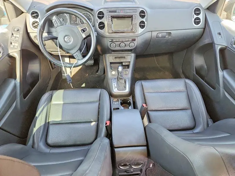 2016 VOLKSWAGEN TIGUAN S  