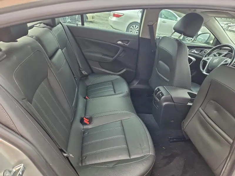 2011 BUICK REGAL CXL  