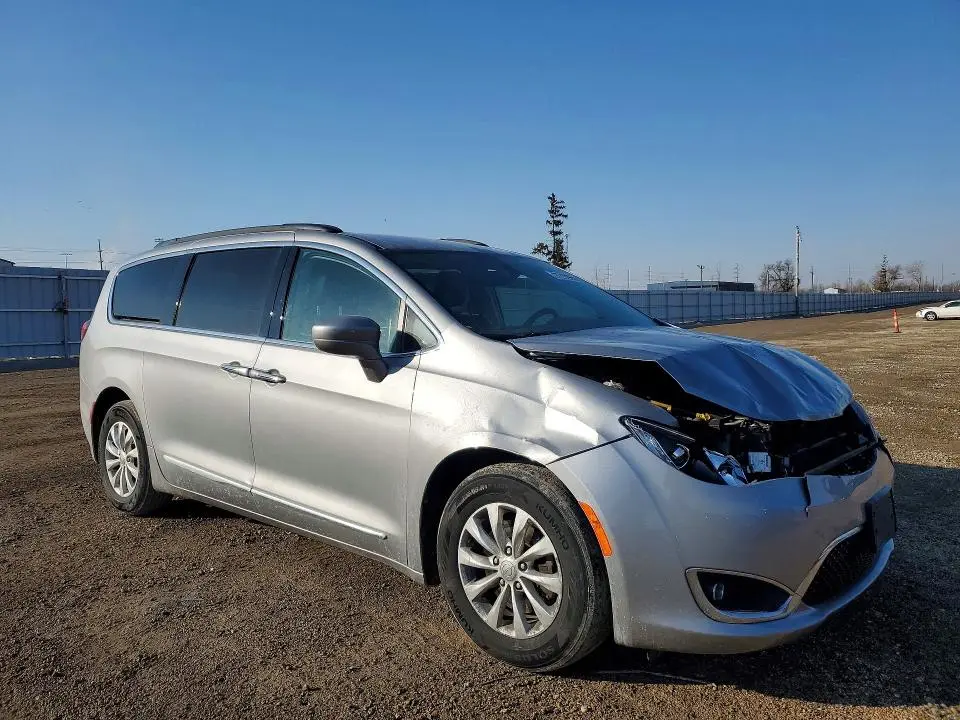 2017 CHRYSLER PACIFICA TOURING L  