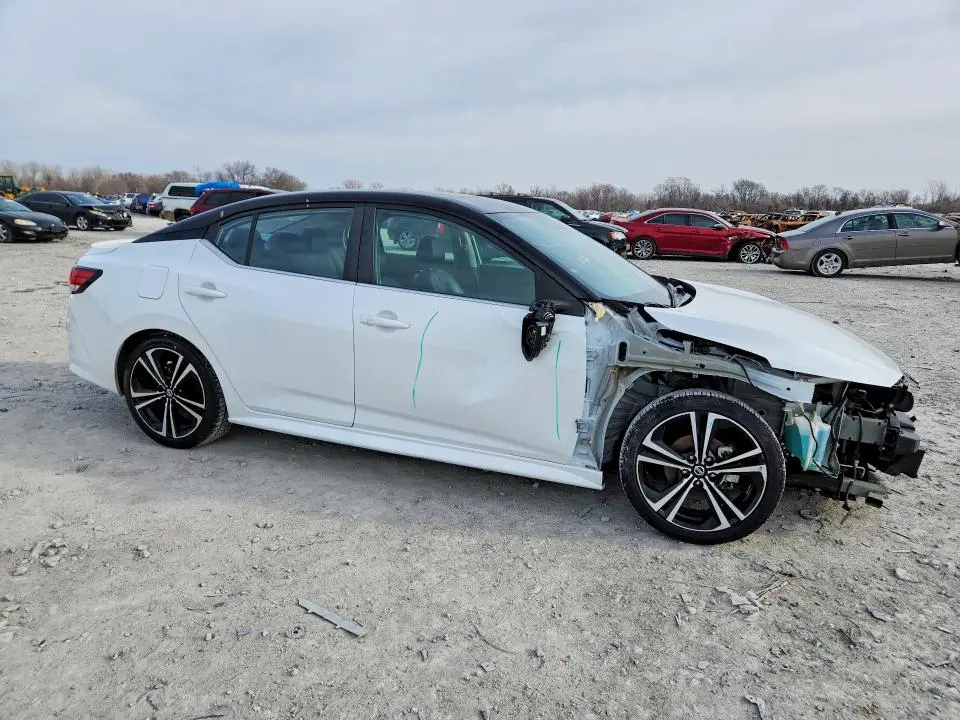 2021 NISSAN SENTRA SR  