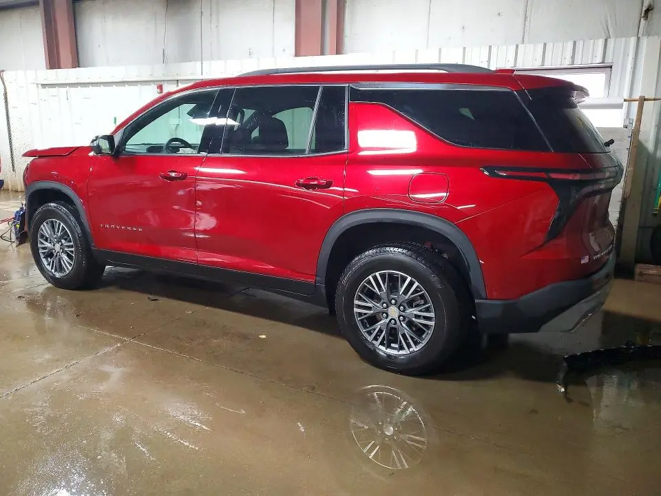 2024 CHEVROLET TRAVERSE LT  