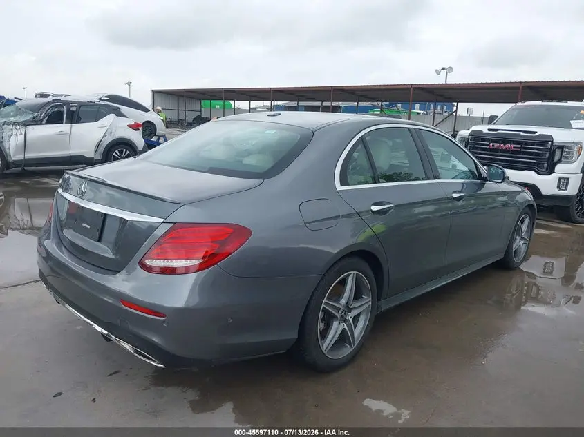2018 MERCEDES-BENZ E 300  