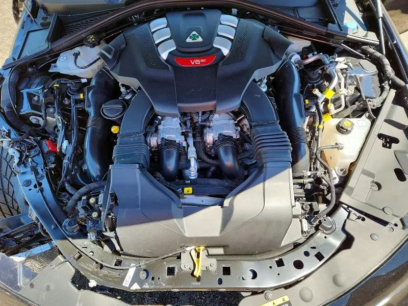 2023 ALFA ROMEO GIULIA QUADRIFOGLIO  
