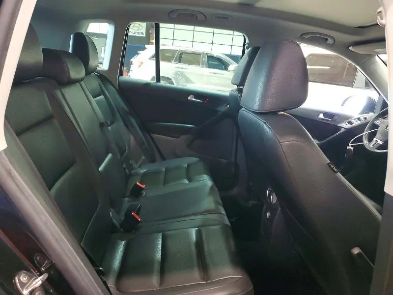 2017 VOLKSWAGEN TIGUAN WOLFSBURG  