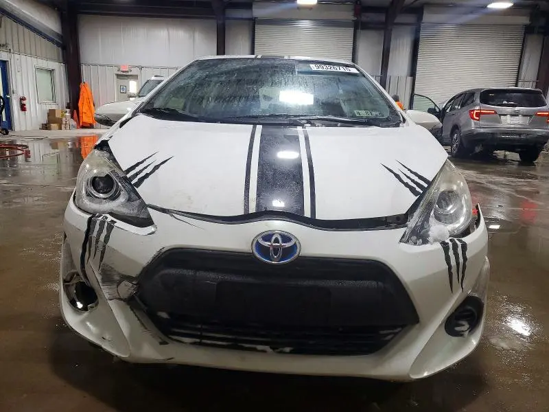 2015 TOYOTA PRIUS C   