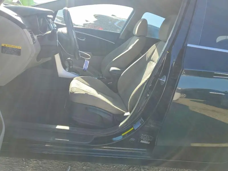 2013 HYUNDAI ELANTRA GT BASE  