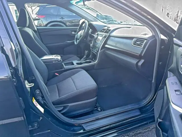 2015 TOYOTA CAMRY LE  