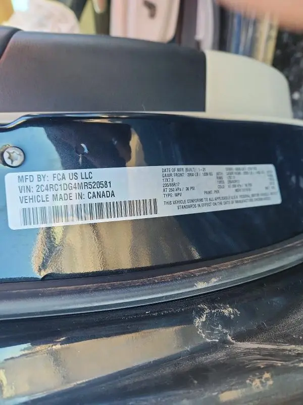 2021 CHRYSLER VOYAGER LXI  