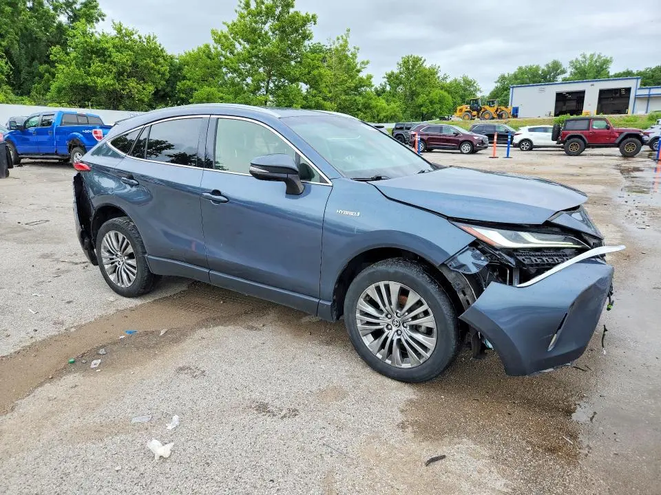 2021 TOYOTA VENZA LIMITED  