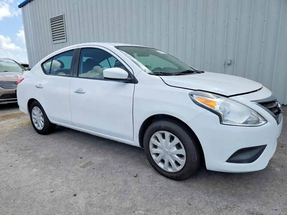 2017 NISSAN VERSA 1.6 SV  