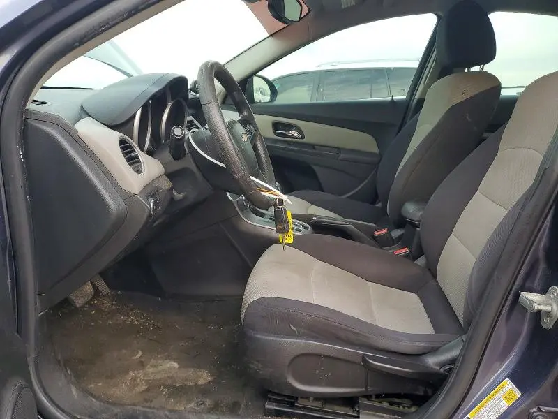 2013 CHEVROLET CRUZE LS  