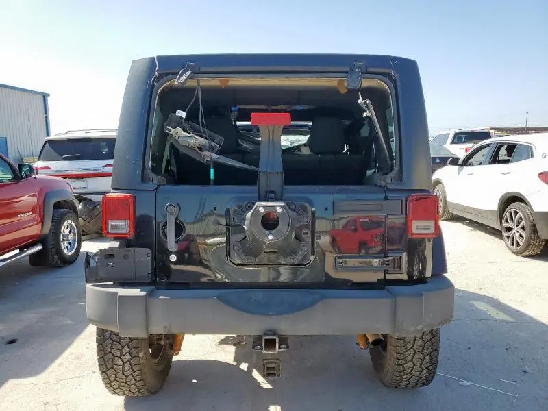 2011 JEEP WRANGLER UNLIMITED SAHARA  