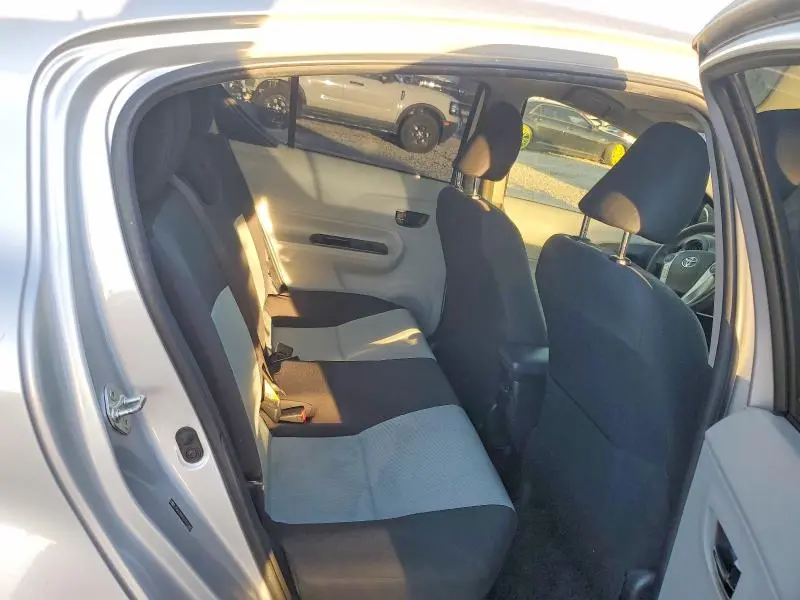 2012 TOYOTA PRIUS C TWO  