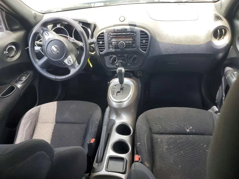 2011 NISSAN JUKE S  