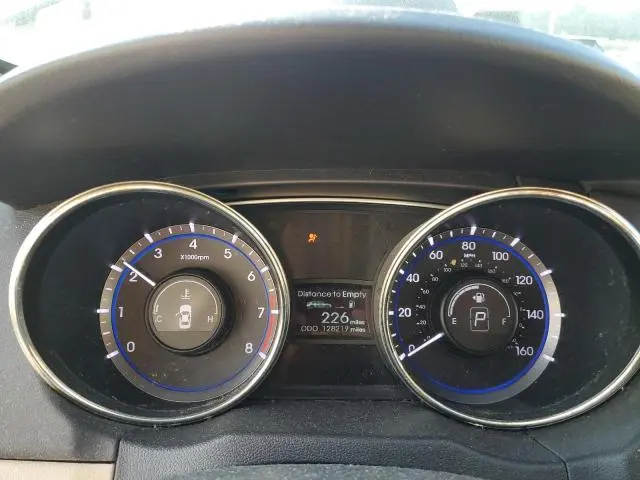 2011 HYUNDAI SONATA GLS  